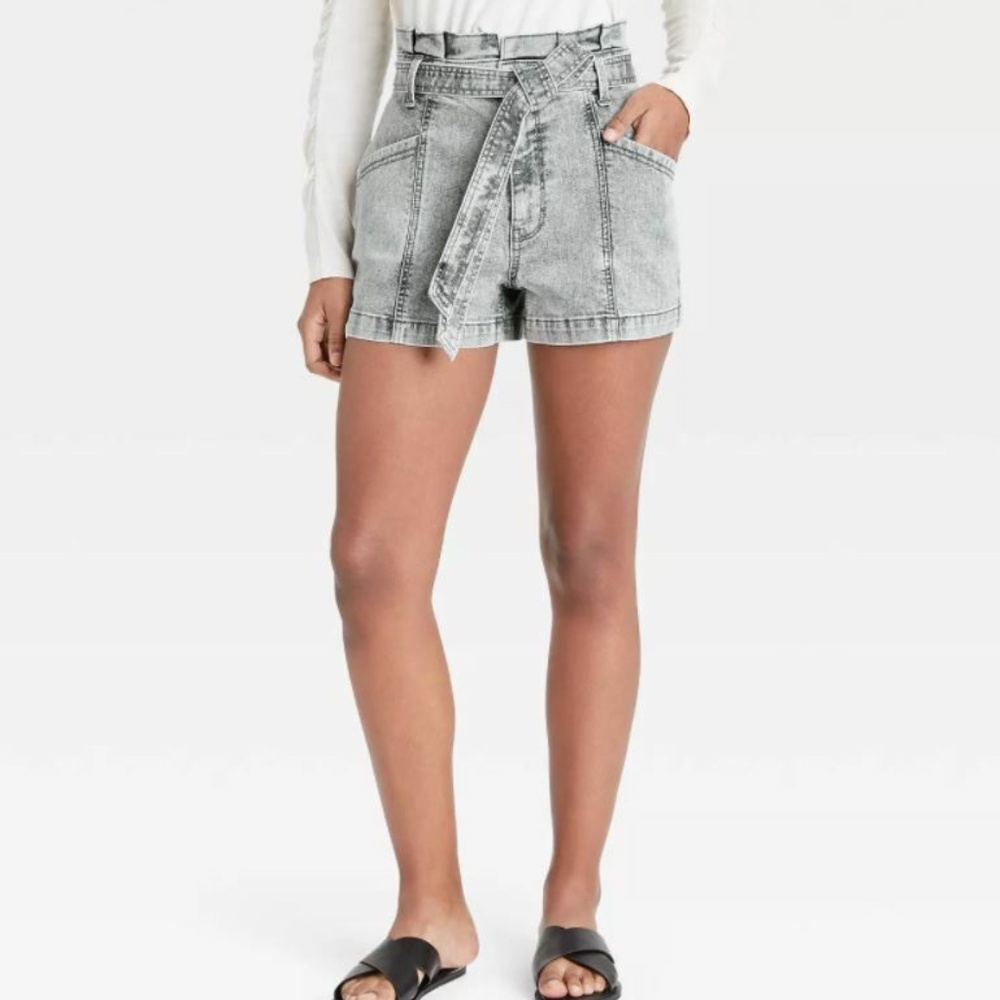 Universal Thread Jean High Rise Paperbag Shorts Belted Gray 18